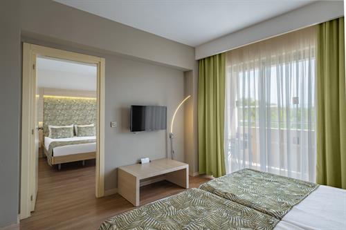 A Good Life Utopia Family Resort - FAMILY ROOM SEA VIEW - 479976