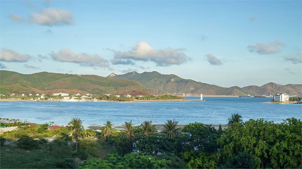Clear Water Bay Хайнань